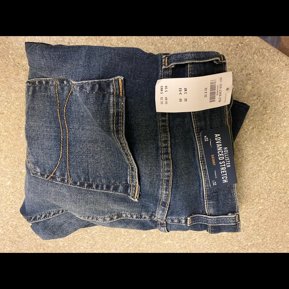 Hollister pants